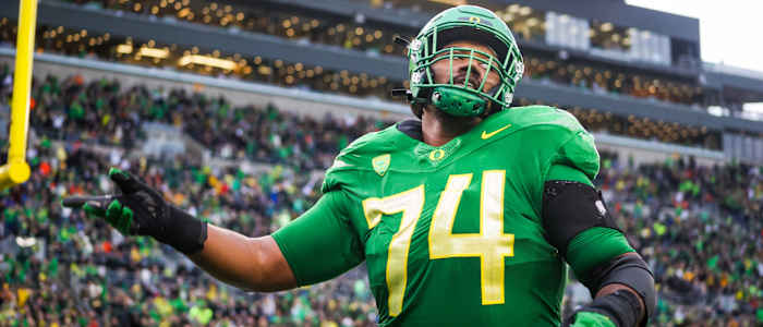 Steven Jones is one of Oregon's largest and most experienced offensive linemen in 2023.